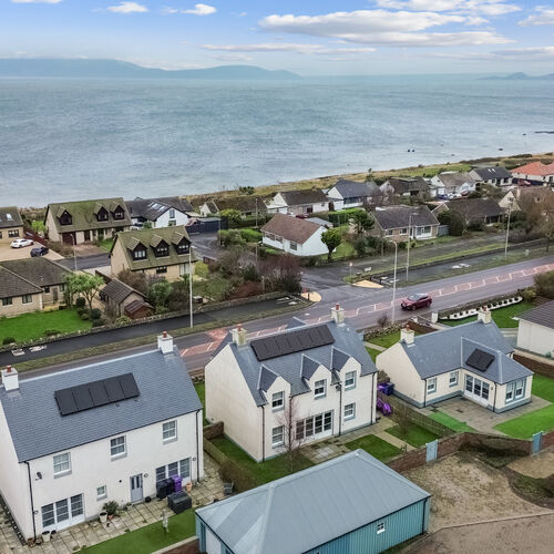 Ardrossan Road, Seamill 