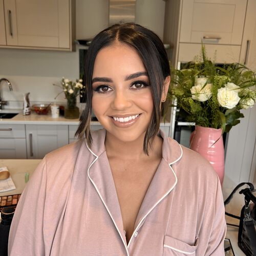 Gallery | Aldona Francis | Wedding Makeup Specialist Gloucestershire  | Award Winning Makeup Lessons in Bath  | Professional Mobile Makeup Artist Cotswolds