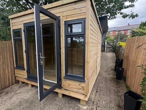 #PVC083 10x10 Pent Summer House