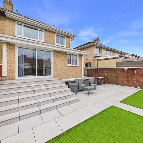 High Road, Saltcoats 