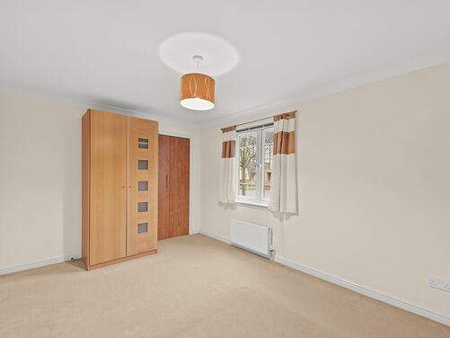 McCormack Place, Larbert, FK5 4TU