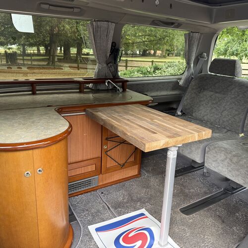 1999 Nissan Elgrand 3.2V6 Auto Camper Van 2 Berth