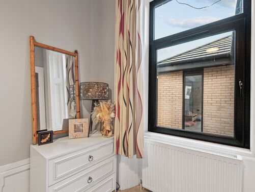 George Street, Falkirk, FK2 7EY