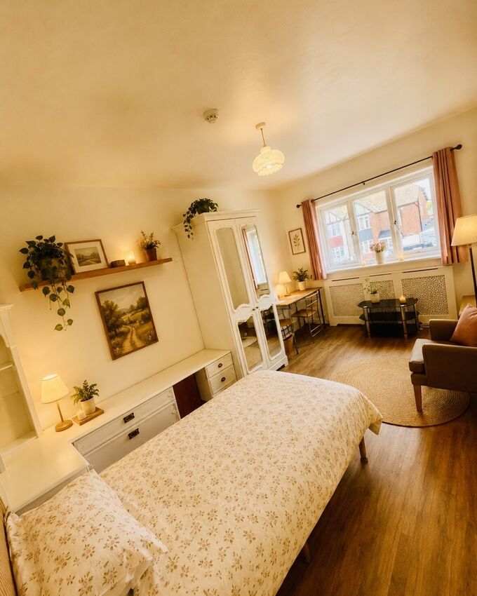 Care &amp; facilities | Kinmel Lodge LTD | Care Home Conwy | Dementia Care North Wales | Residential Care Kinmel Bay