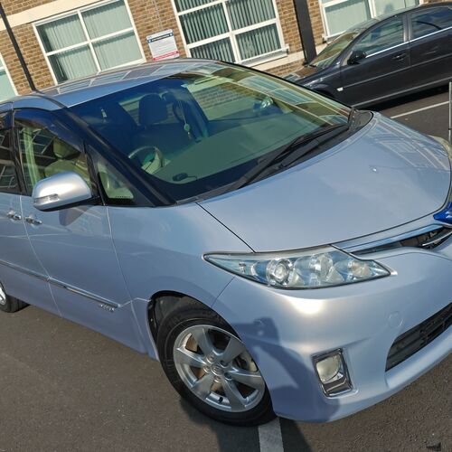 TOYOTA ESTIMA HYBRID E-FOUR