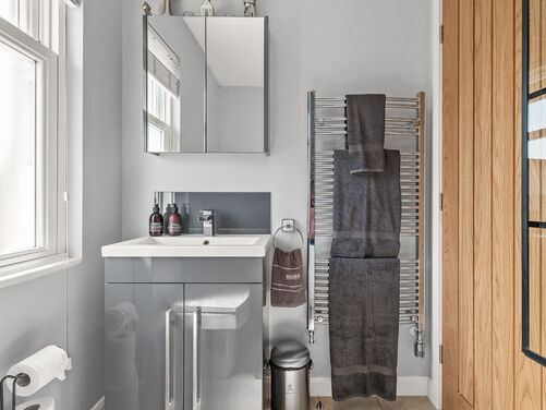 Newlands Road, Brightons, FK2 0DE