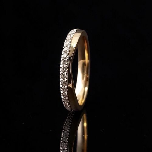 Gallery | Aura Jewellers | Jewellery repairs and alterations, Brownhills | Jewellery specialists, West Midlands Jewellers | Bespoke jewellery, Hand engraving, Valuations