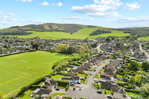Glen Close, Polegate