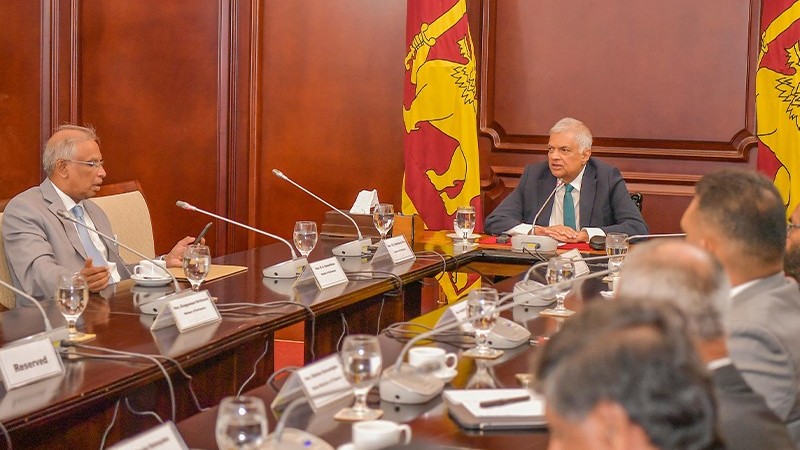 ஐ.எம்.எப் கூட்டம்: தனிப்பட்ட அழைப்பில் பங்கேற்ற சுமந்திரன்  