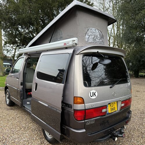 Wellhouse Toyota Granvia Luxury Camper Van 4 Berth - Automatic 4WD