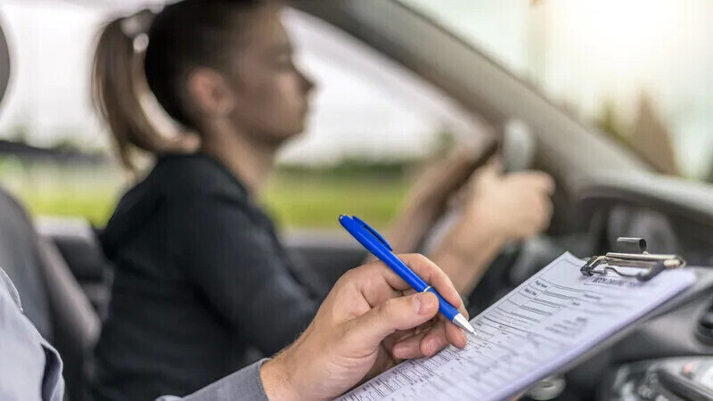 Birmingham Driving School | Roadio Driving School