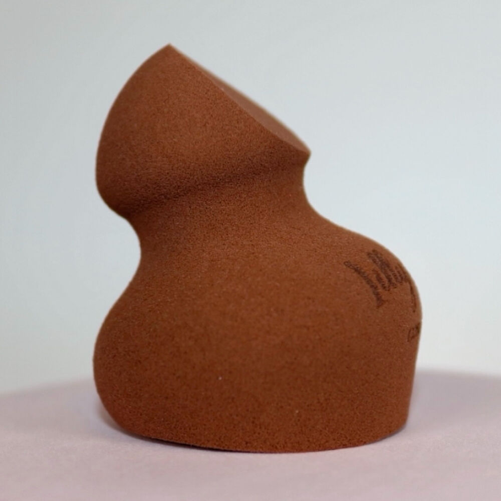 The Ultimate Hourglass Sponge