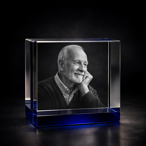 Rio 3D Crystal Block – Ocean Blue Base (XXL)