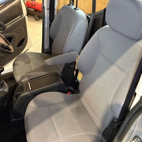 2012 (12) PEUGEOT PARTNER L1 1.6 HDi DIESEL 850 S 4 DOOR 