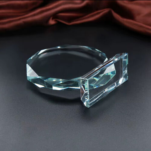 The Uist 180mm 2D octagonal Presentation Crystal/Trophy
