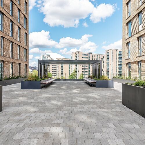 1 BEDROOM APARTMENT FOR SALE