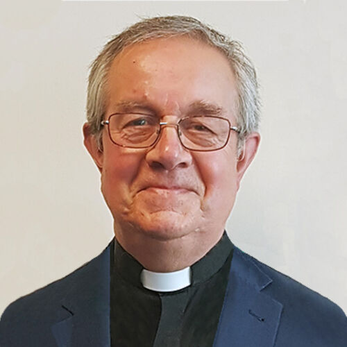 St Thomas Clergy Team