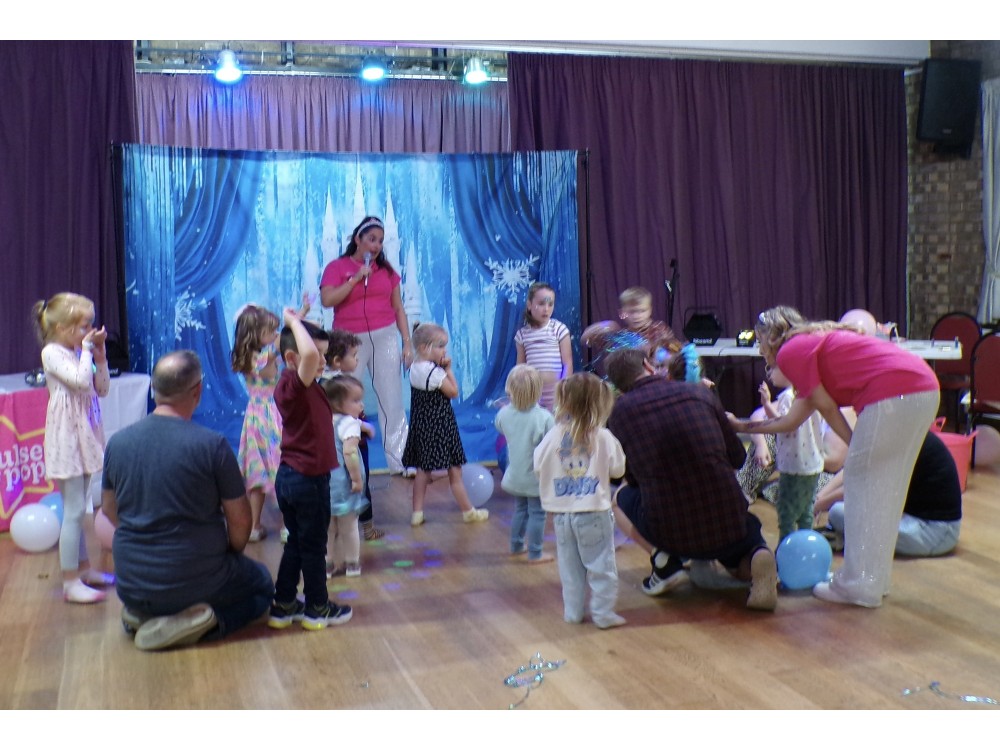 Parties | Pulse &amp; Pop! | Children's Birthday Party Venue Hire Spalding, UK |  Musical Theatre Classes and Experiences in and around Lincolnshire, UK | Wedding and Events Singer based near Peterborough, UK