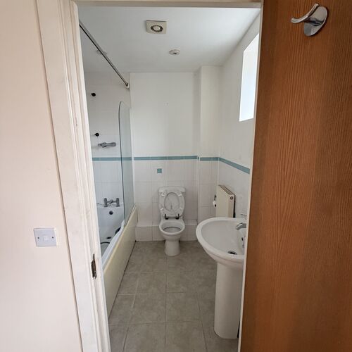 BROUGHTON - 1 BEDROOM