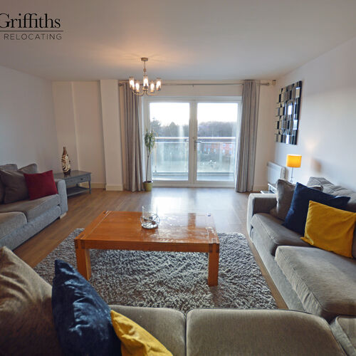 Renting in Cardiff - 2 bedroom apartment, Century Wharf, Cardiff Bay