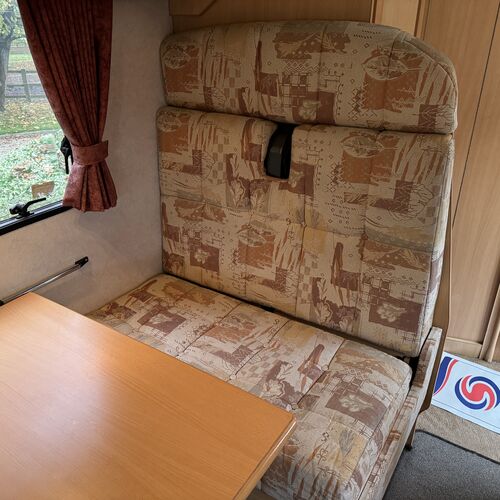 Elddis Avantgarde 100 Motorhome 5 Berth - 2002 Peugeot Boxer 2.0HDi