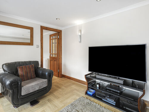 Garvally Crescent, Alloa, FK10 2LZ