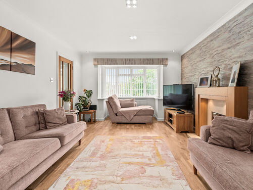 James Smith Avenue, Maddiston, FK2 0FP