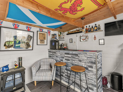 Highlander Way, Tullibody, FK10 2UP