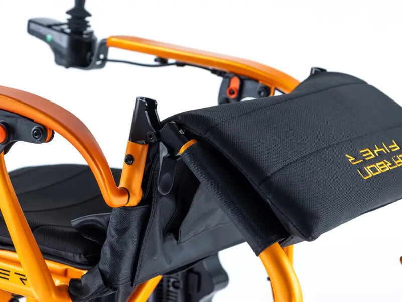 Carbon Flyer