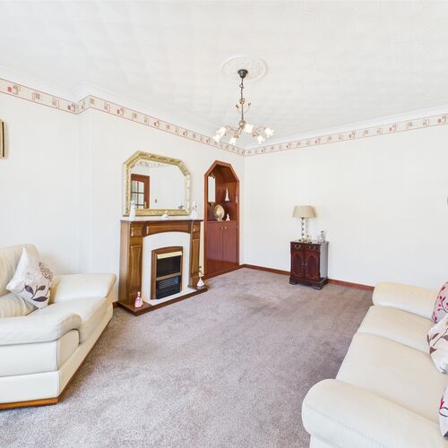 West Main Street, Darvel