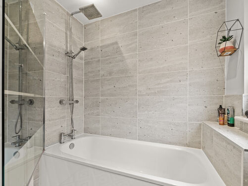 Highlander Way, Tullibody, FK10 2UP