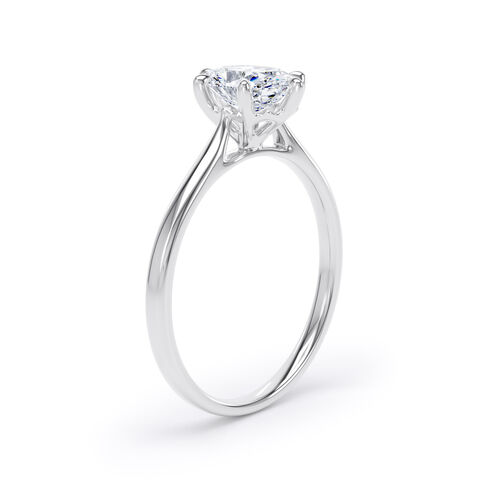 Oval six claw solitaire