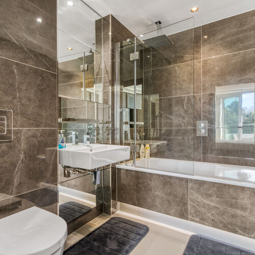 Altissima House, 340 Queenstown Road, London, SW11