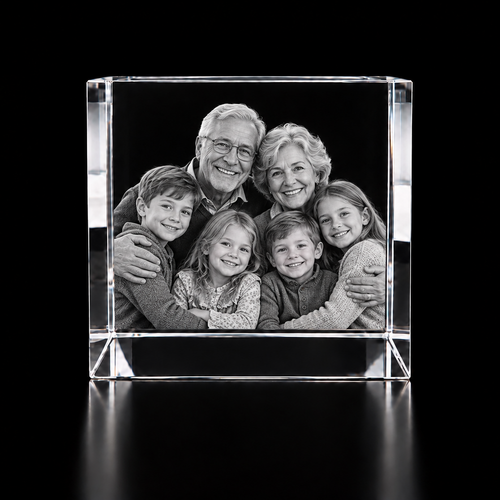 Exclusive GIGA 3D Crystal Block – 200 × 200 × 125 mm
