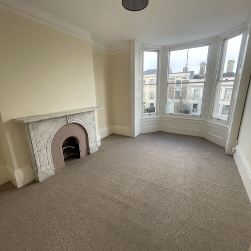 Flat 3, Victoria Road 