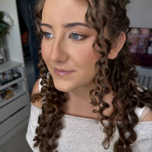Gallery | Aldona Francis | Wedding Makeup Specialist Gloucestershire  | Award Winning Makeup Lessons in Bath  | Professional Mobile Makeup Artist Cotswolds