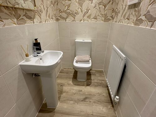 Trevalyn Place, Rossett