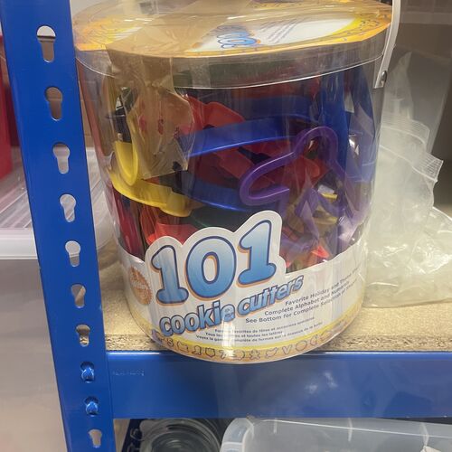 Pre Loved Cookie Cutter set with box
