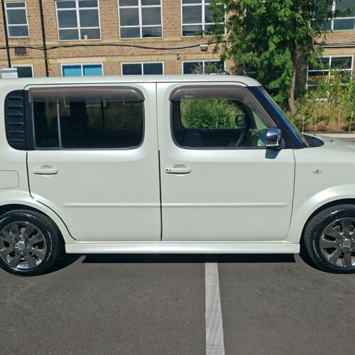 Nissan Cube3 - Rider AUTECH 2007