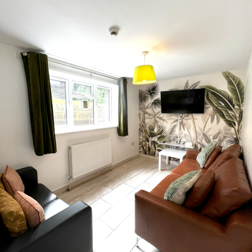 Hawthorne Road, HP13 7EP