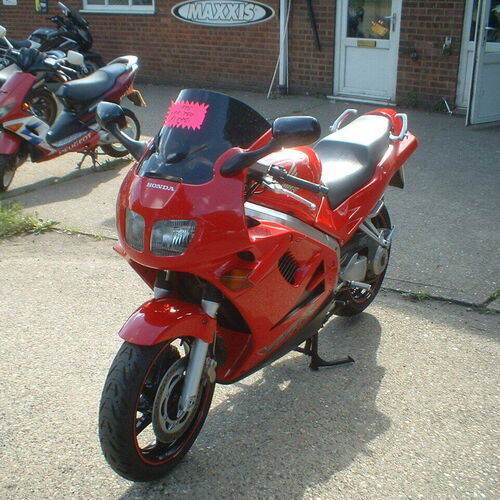 HONDA VFR750