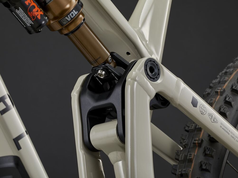 COMMENCAL META V5 T-TYPE CHALK