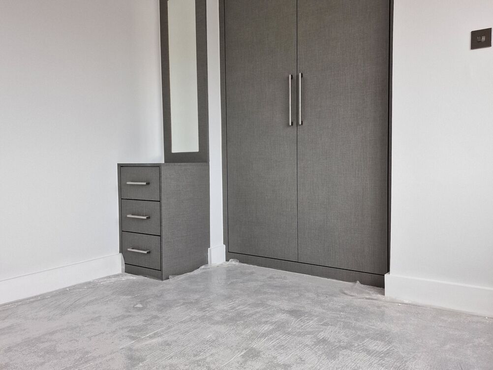 5 Bedroom double extension and full refurbishment 