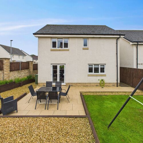 Troon Walk, Kilmarnock