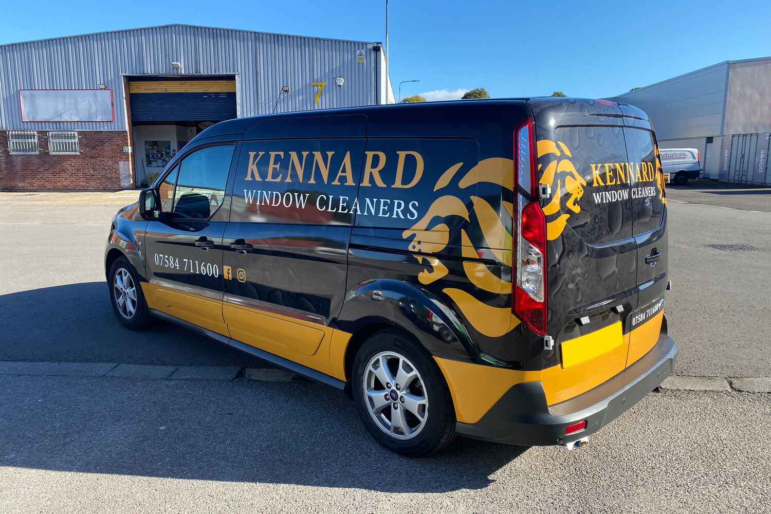 Kennard Window Cleaner - Ford Transit Connect