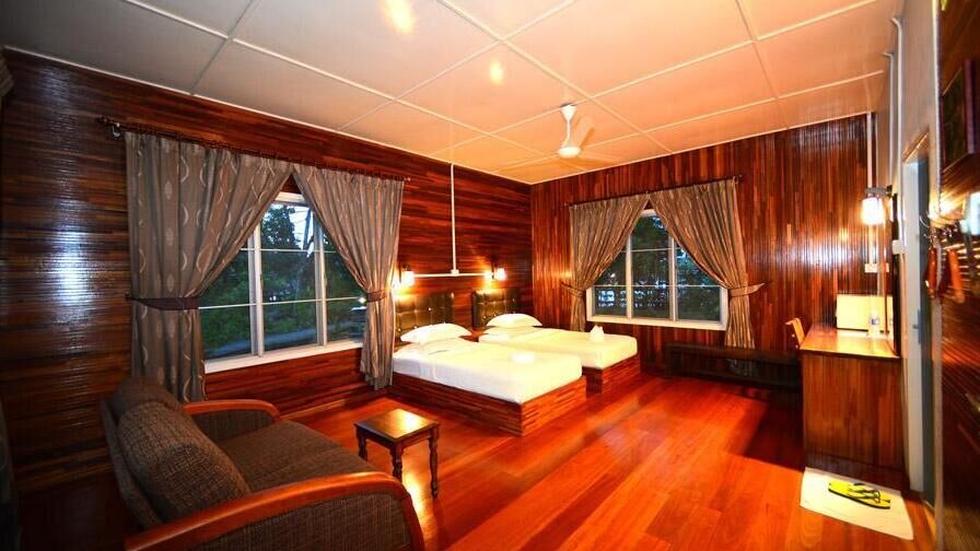 Abai Jungle Lodge