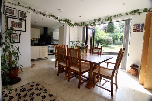Loughborough Road, Birstall, LE4 3EE