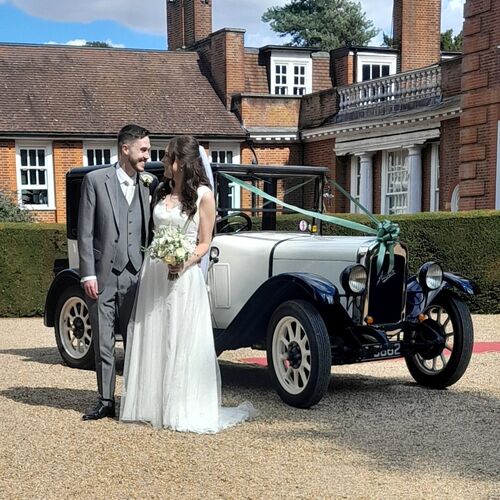Gallery | Wedding Cars Harpenden, St Albans, Watford, Hemel Hempstead | Heritage Classic Cars