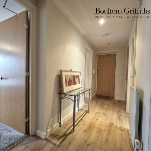 Renting in Cardiff - 2 Bedroom Apartment, Cardiff Bay
