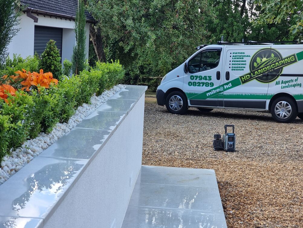 Gallery | Hd Landscaping | Landscape Gardening | Garden Maintenance Leighton Buzzard | Garden Design Bedfordshire
